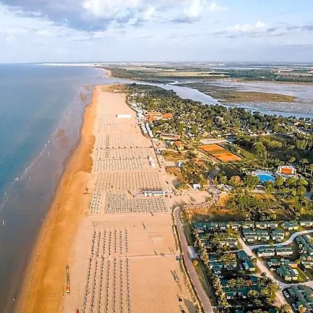 Family-friendly In A Quiet And Location Hotel Bibione